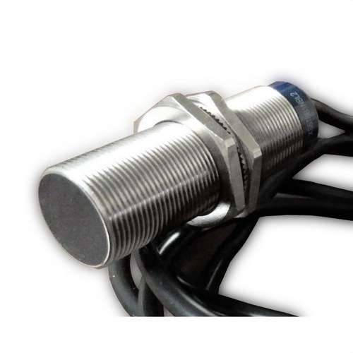 Telemecanique Sensors M8 közelségérzékelő, 2,5 mm hatótávolság hivatkozással XS608B1NAL2 a márkától TELEMECANIQUE
