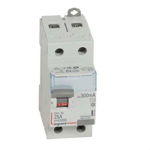 DX3 differenciál kapcsoló 2P 25A 300mA AC osztály hivatkozással 411524 a márkától LEGRAND