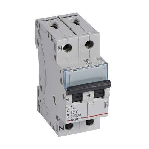 TX3 P+N 10A C karakterisztikájú mágneses-mechanikus megszakító, 6kA hivatkozással 403585 a márkától LEGRAND