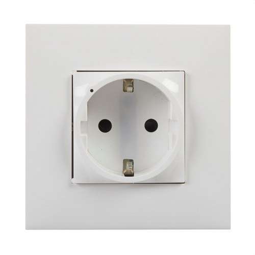 Schuko csatlakozóaljzat, fehér, Valena Next with Netatmo hivatkozással 741811 a márkától LEGRAND