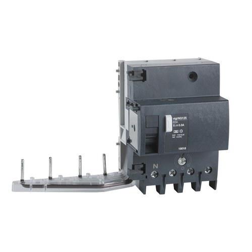 VIGI NG125/63 4P 300mA AC osztályú áram-védőkapcsoló hivatkozással 19005 a márkától SCHNEIDER ELECTRIC