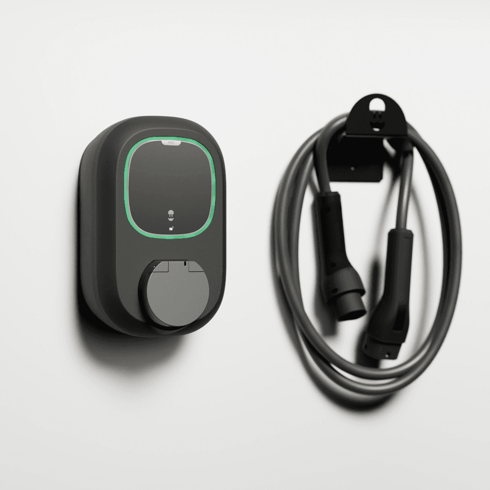Fekete WiFi-s elektromos autó töltő Wallbox Pulsar Pro Aljzat 22 kW hivatkozással PPR2-W-2-4-K-002 a márkától WALLBOX