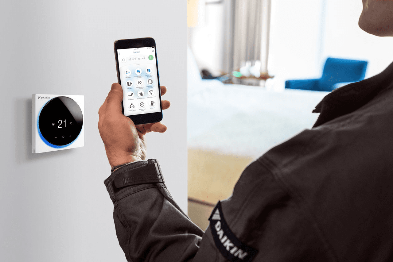 Vezetékes termosztát Daikin Madoka BRC1H52W hivatkozással BRC1H52W a márkától DAIKIN