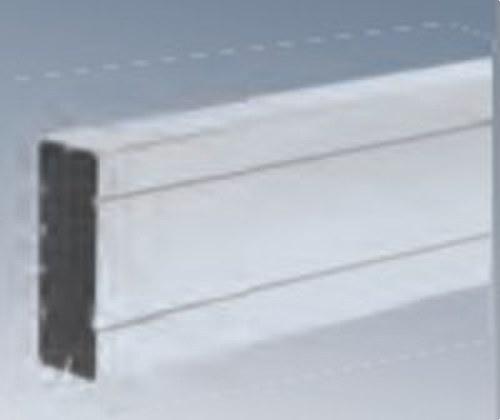 Alumínium csatorna 130x55 mm hivatkozással TS13055/8 a márkától SIMON