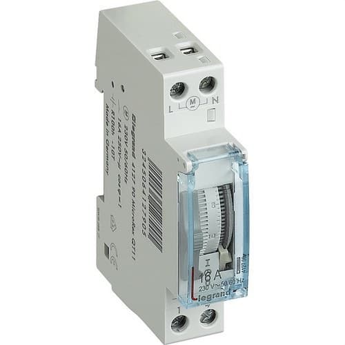 Programmable Analogue Timer Switch Vertical Dial Daily with Power Reserve with reference 412790 from the brand LEGRAND